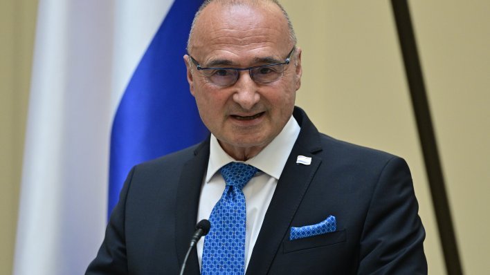 Grlić Radman Česima ponudio alternativu: Naftu možete dobivati preko Hrvatske