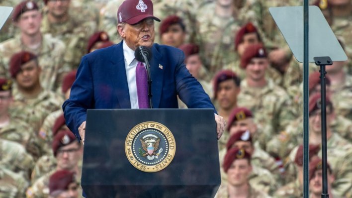 Bjesne neredi u LA-ju, Trump u žestokom obraćanju: Životinje, ova anarhija se neće nastaviti