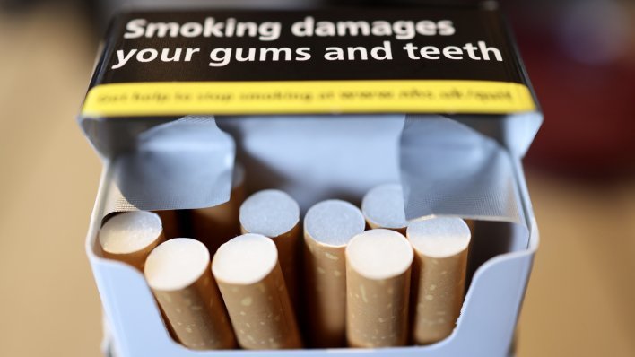 Novi udar na pušače: Cigarete bi uskoro mogle drastično poskupjeti