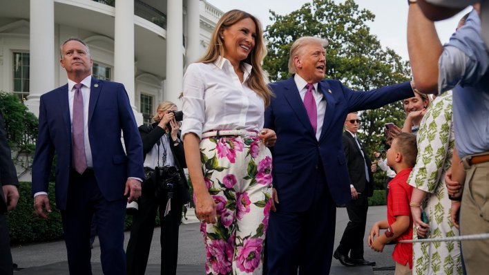 Melania Trump ukrala show: Teško da bi i jedna druga prva dama posegnula za ovakvim hlačama