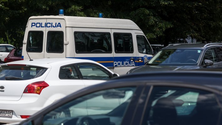 Nepoznati muškarci napali riječke studentice i studente tijekom probe