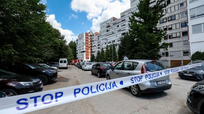 U padu sa zgrade poginula žena: 'Sve je izgledalo kao da je bježala'