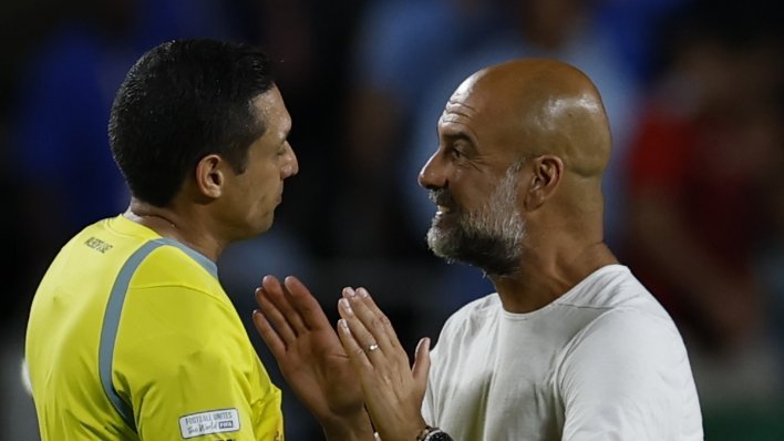 Pogledajte zašto je Guardiola poludio na suca i utrčao na teren