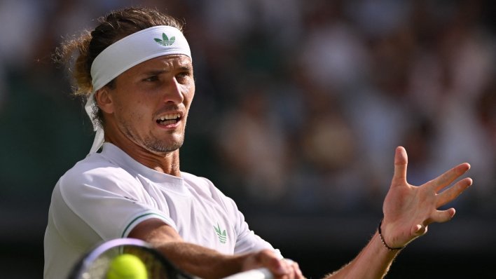 Novi šok na Wimbledonu: Treći igrač svijeta ispao u meču od dva dana i pet setova
