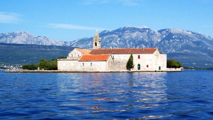 Otok i svetište Gospe od Milosti u Boki kotorskoj dobilo vodu