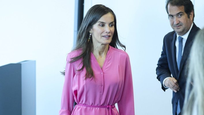 Kraljica Letizia ima savršenu haljinu: Idealna za dane kad ne znate što odjenuti