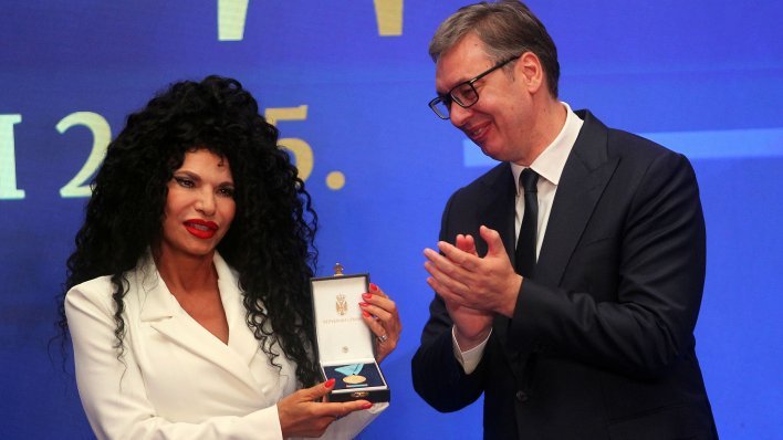 Dok Srbi pumpaju, Vučić otvara autocestu koja nema uporabnu dozvolu