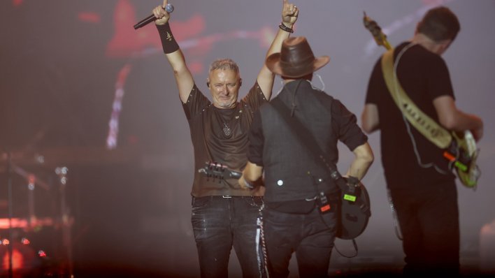 Pojavila se snimka: Ovako se Thompsonov bend pripremao za spektakularni koncert