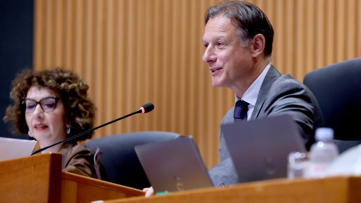 Zastupnici podržali zakon kojim se želi osigurati sigurnost hrane na tržištu