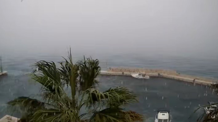 Pogledajte kako je nevrijeme došlo s mora i progutalo Split