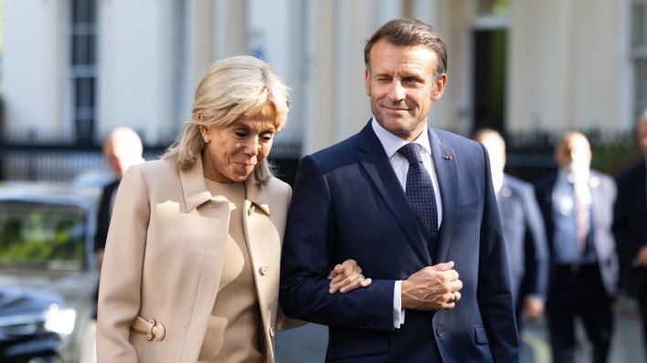 Macron ipak nije glavni krivac: Otkriven pravi razlog rastresenosti Brigitte Macron
