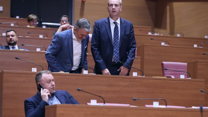 Rasprava o Hini u Saboru: Najveći problem niske novinarske plaće, pomlađivanje redakcije