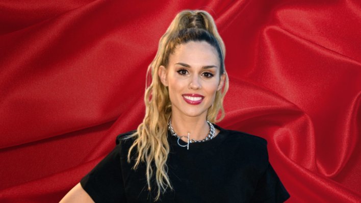 Franka Batelić privlači poglede u crvenoj mini haljini koju kombinira s crvenim ružem