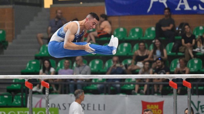 Talijanski gimnastičar doživio stravičan pad na Univerzijadi. Kolege se od šoka povukle s natjecanja