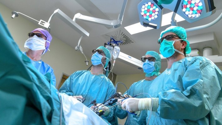 Nova pravila: Nema rada kod privatnika ako matičnoj ustanovi postoji lista čekanja duža od 120 dana