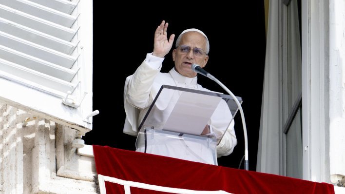 Papa Lav raspalio po UN-u i Elonu Musku: Što znači biti bilijunaš?