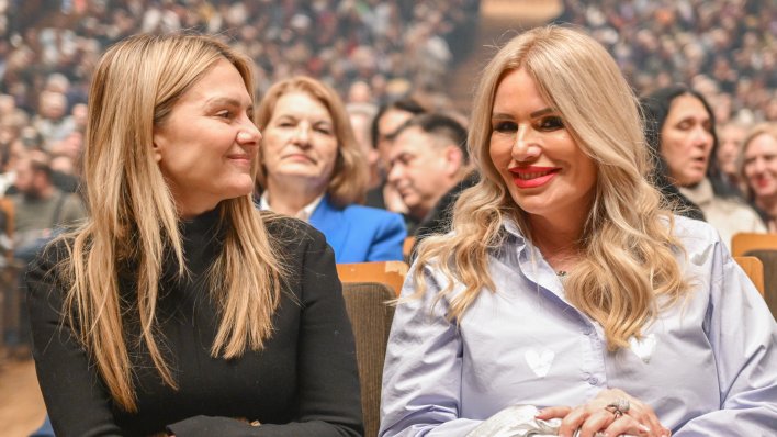 KAKAV IZAZOV!