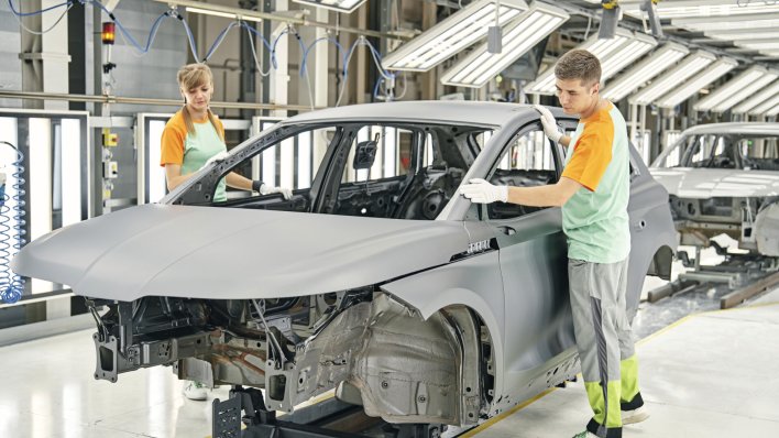 BOJE AUTOMOBILA