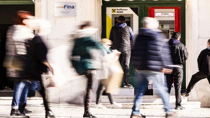 Stižu besplatni računi u banke: Ostaju li minusi i što ako izgubite posao?