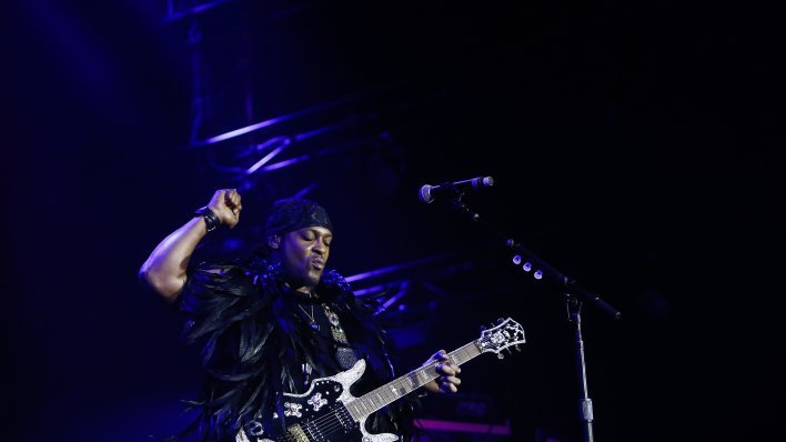 D'Angelo se prije smrti teško nosio s gubitkom bivše partnerice, R&B zvijezde Angie Stone