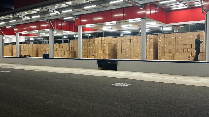 Carina otkrila detalje rekordne zapljene: Pas nanjušio 14 milijuna cigareta, evo odakle su stigle