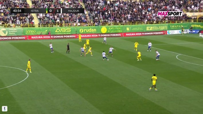 Pogledajte jednu od najbizarnijih situacija sezone; Hajduk je zabio drugi gol, a VAR provjera je trajala cijelu vječnost