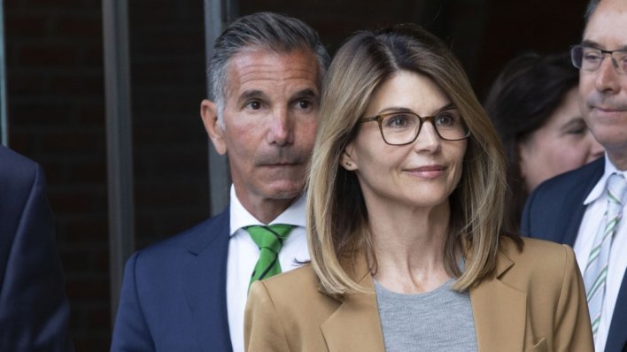 LORI LOUGHLIN