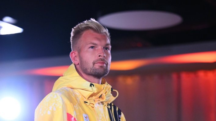 Slijedi mu ozbiljan udar na novčanik: Ruben se naslikavao s plavušom, a onda je uslijedio šok