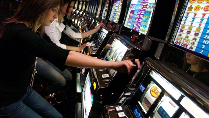 Registar igrača proradio, kladomati već uklonjeni iz kafića: Doznajemo što još država sprema kladioničarima