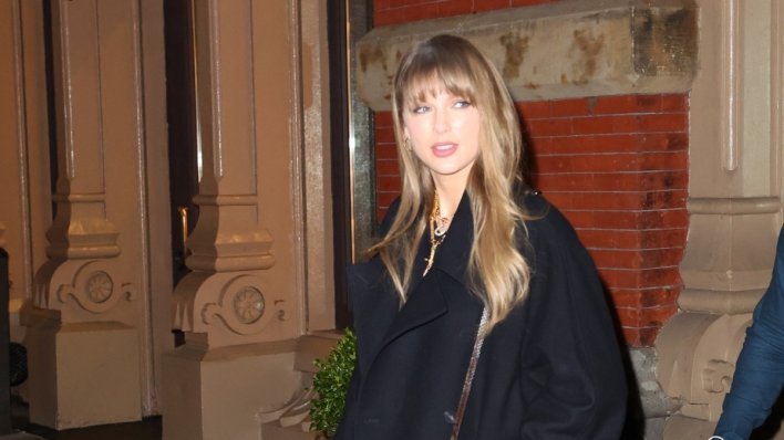 Taylor Swift sve je oduševila: O ovim čizmama se ne prestaje pričati, a tu je još i torbica