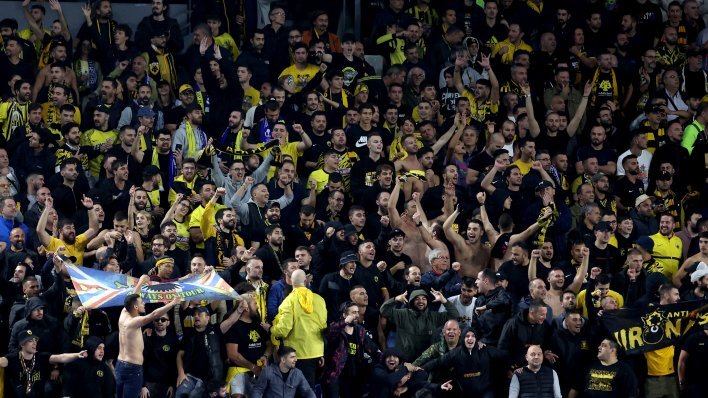 Tragedija u Grčkoj: Mladi navijač AEK-a ubijen u navijačkom sukobu