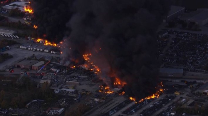 Teretni zrakoplov UPS-a srušio se u Kentuckyju, najmanje sedmero poginulih