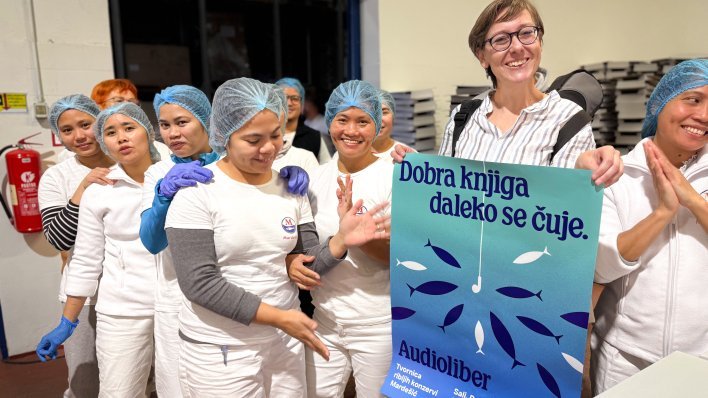 Književnost na pokretnoj traci: u tvornici ribljih konzervi uz svirku otvoren Audioliber