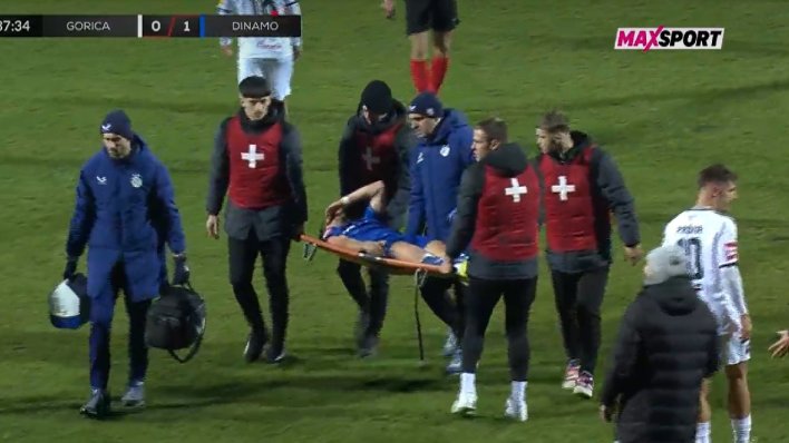 Ogromni problemi za Dinamo pred derbi s Hajdukom! Pogledajte kako je najbolji igrač na nosilima napustio travnjak