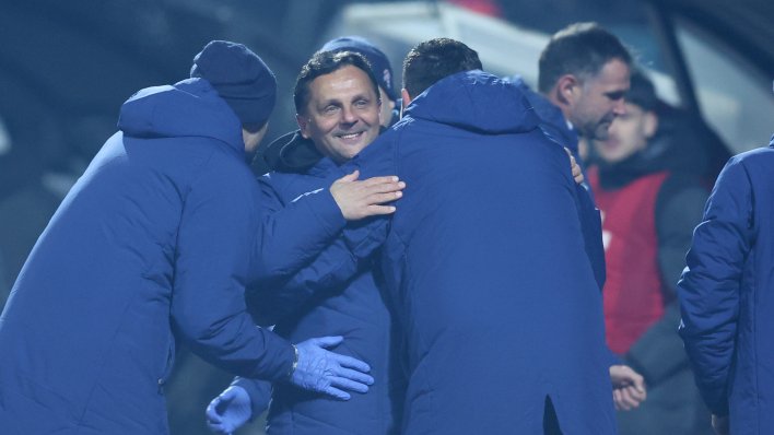 Ludnica na klupi Dinama! Pogledajte kako se slavi gol, jedan član stožera oduševio navijače