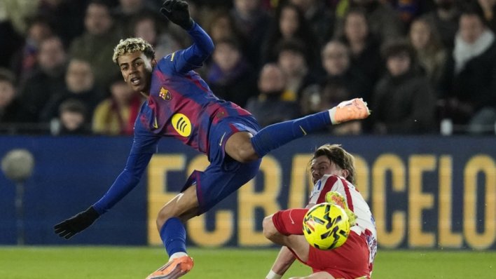 Barcelona u derbiju nakon preokreta pobijedila Atletico; Olmo zabio pa se ozlijedio