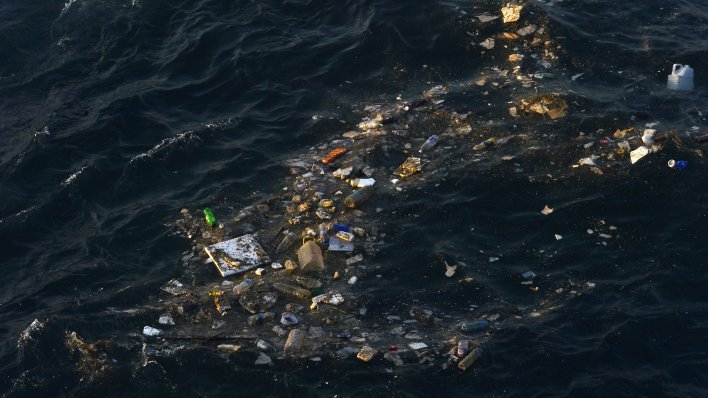 Japanski znanstvenici razvili plastiku koja se razgradi u moru za par sati