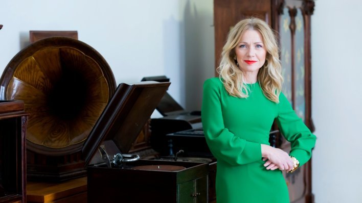 Barbara Kolar nadmašila je samu sebe u spektakularnoj haljini efektnih detalja