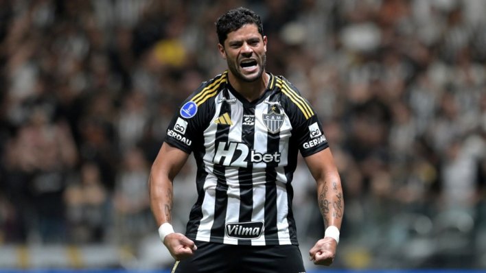 Pogledajte kako je legendarni Brazilac iz slobodnjaka zabio golčinu s 40 metara