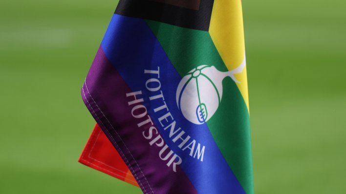 Tottenham morao pomaknuti LGBT zastavu zbog gostujućih navijača
