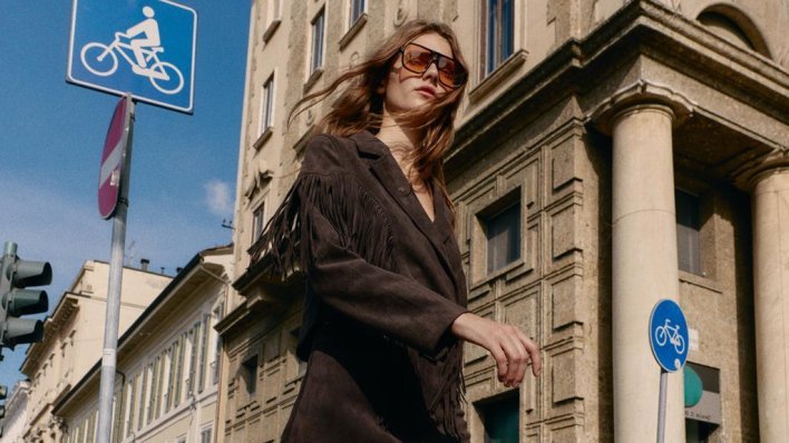 Čizme do koljena pokorile su modnu scenu i ove zime: Zara ima neodoljive modele do 50 eura