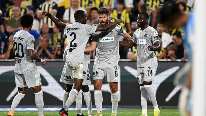 Bruno Petković junak! U 93. minuti spektakularno zabio i spasio svoj klub