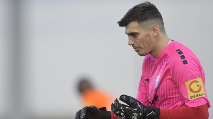 Odlazak iz SHNL-a? Hrvatskog golmana čeka transfer