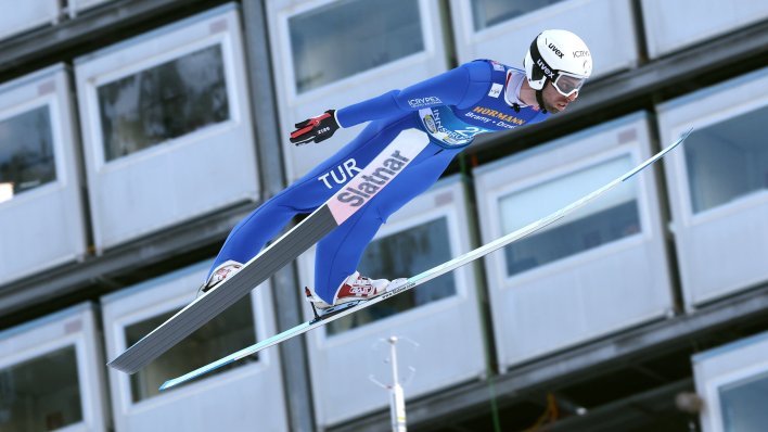 Povijesni trenutak; prvi put dodijeljen crveni karton u skijaškim skokovima