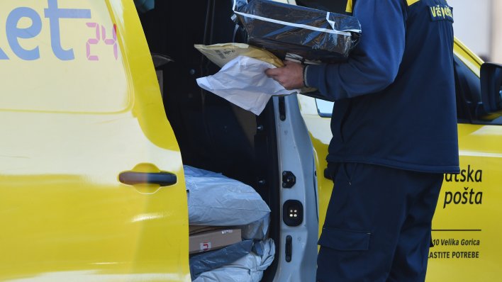 VELIKI INTERES, ALI...