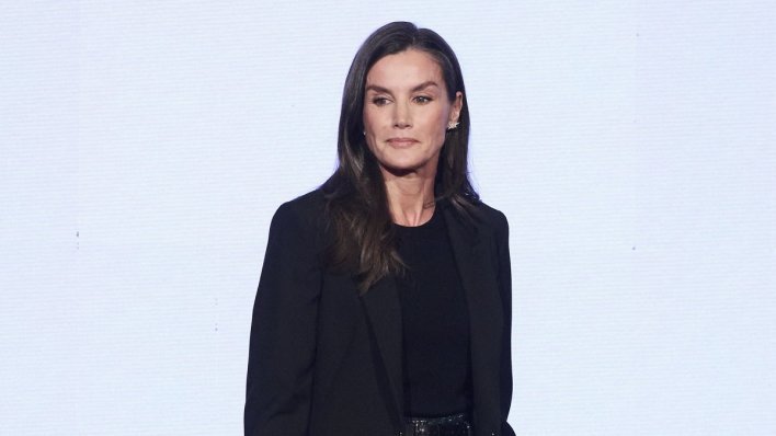 Kraljica Letizia ima idealnu zamjenu za štikle, no ovaj put pažnju su ukrale hlače