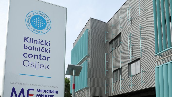 Dječaku eksplodirala petarda u ruci, amputirali mu dva prsta