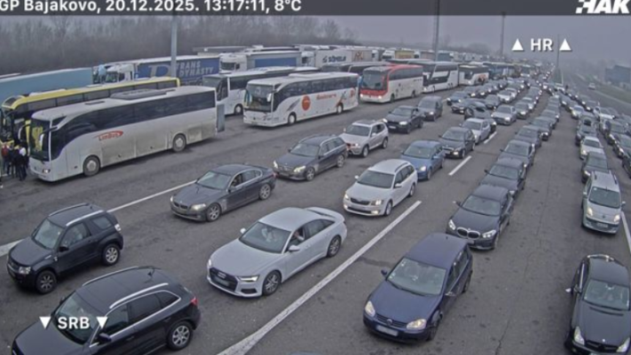 Gužve na cestama, na Bajakovu se čeka sedam sati