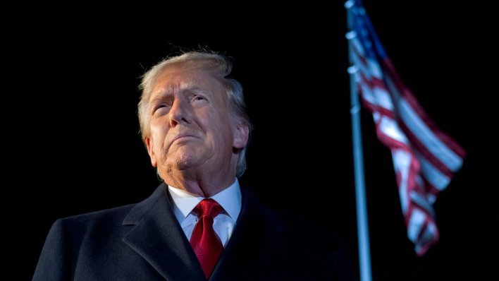 Sve postaje Trumpova Amerika: Gradi li američki predsjednik kult ličnosti ili doista upravlja SAD-om?