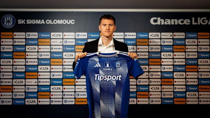 Talentirani hrvatski veznjak predstavljen u novom klubu: Spreman sam